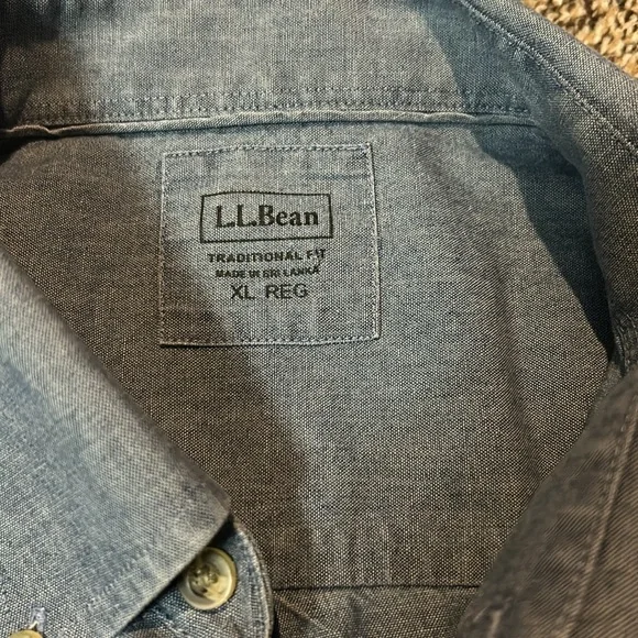 Men's Blue L.L. Bean Button Down Shirt - Picture 2 of 3